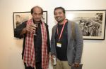 Anurag Kashyap at Ragu Rai_s photo exhibition presented by Vacheron in ICIA, Mumbai on 20th Oct 2012 (77).JPG